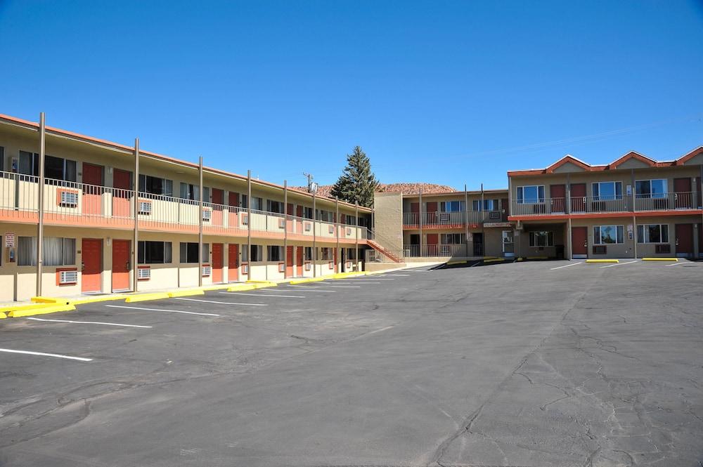Rodeway Inn シーダー・シティ エクステリア 写真