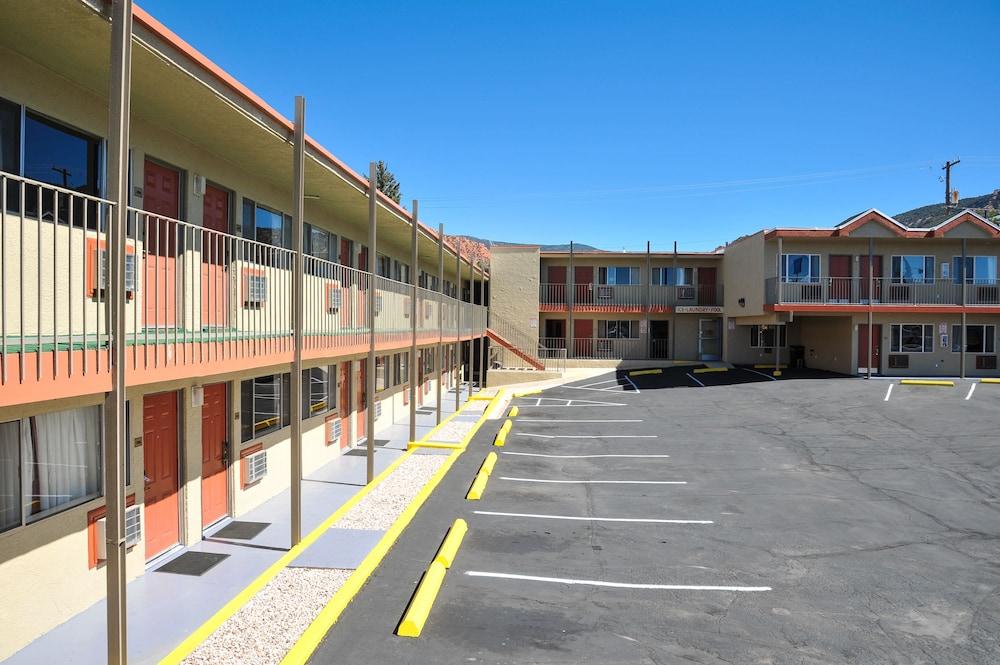 Rodeway Inn シーダー・シティ エクステリア 写真