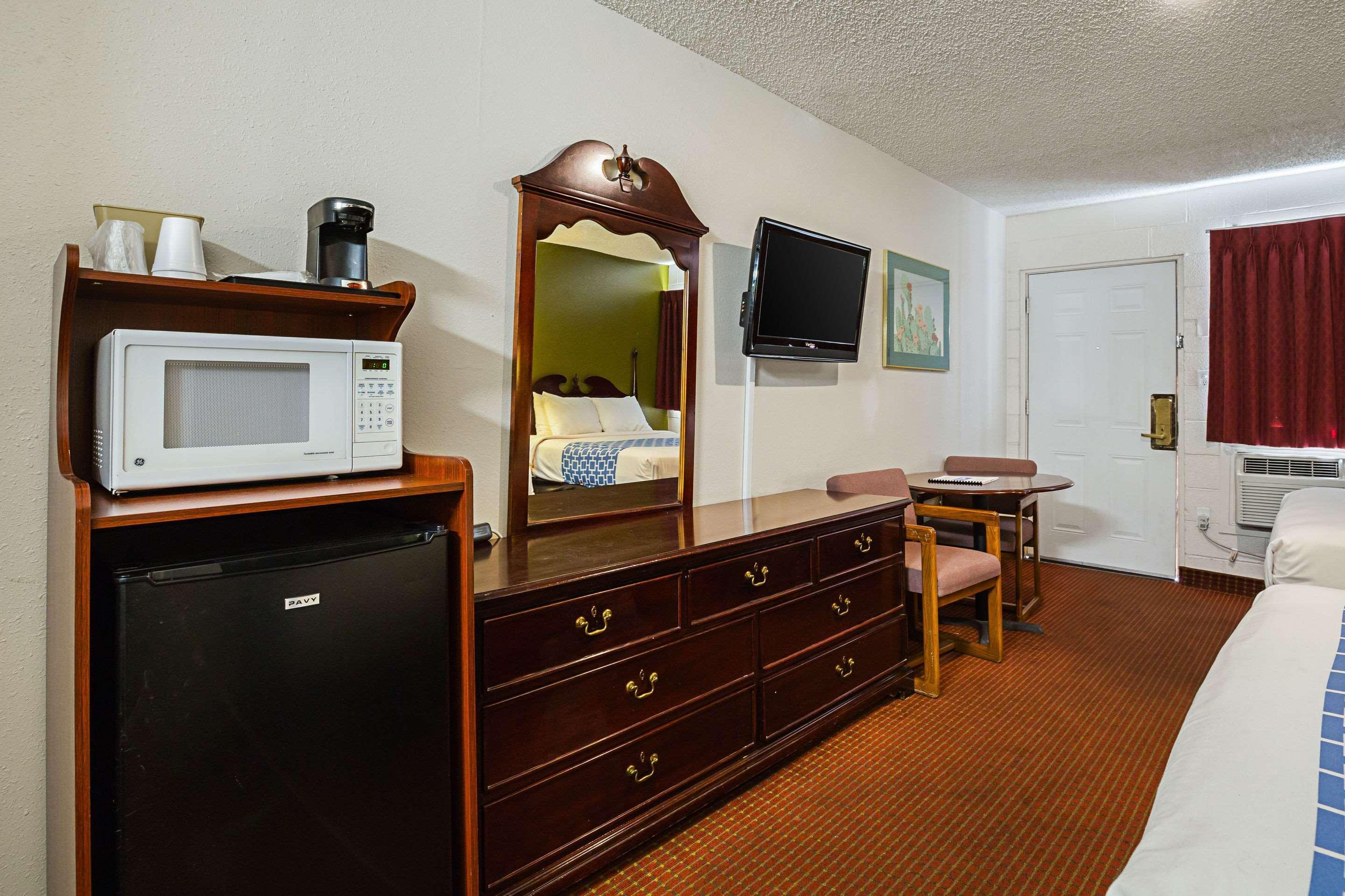 Rodeway Inn シーダー・シティ エクステリア 写真