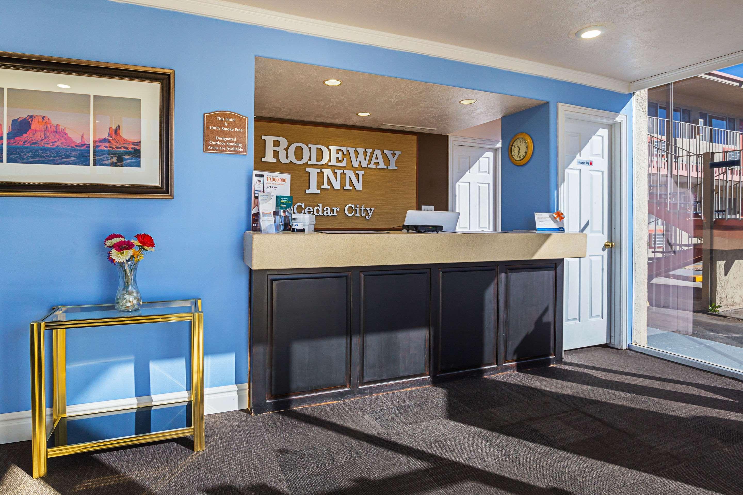 Rodeway Inn シーダー・シティ エクステリア 写真