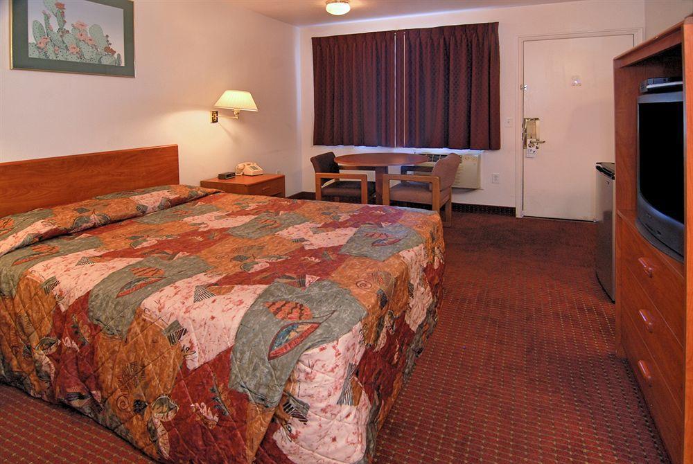 Rodeway Inn シーダー・シティ エクステリア 写真