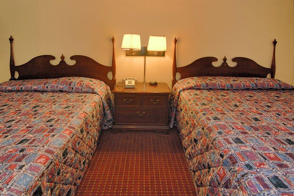 Rodeway Inn シーダー・シティ エクステリア 写真