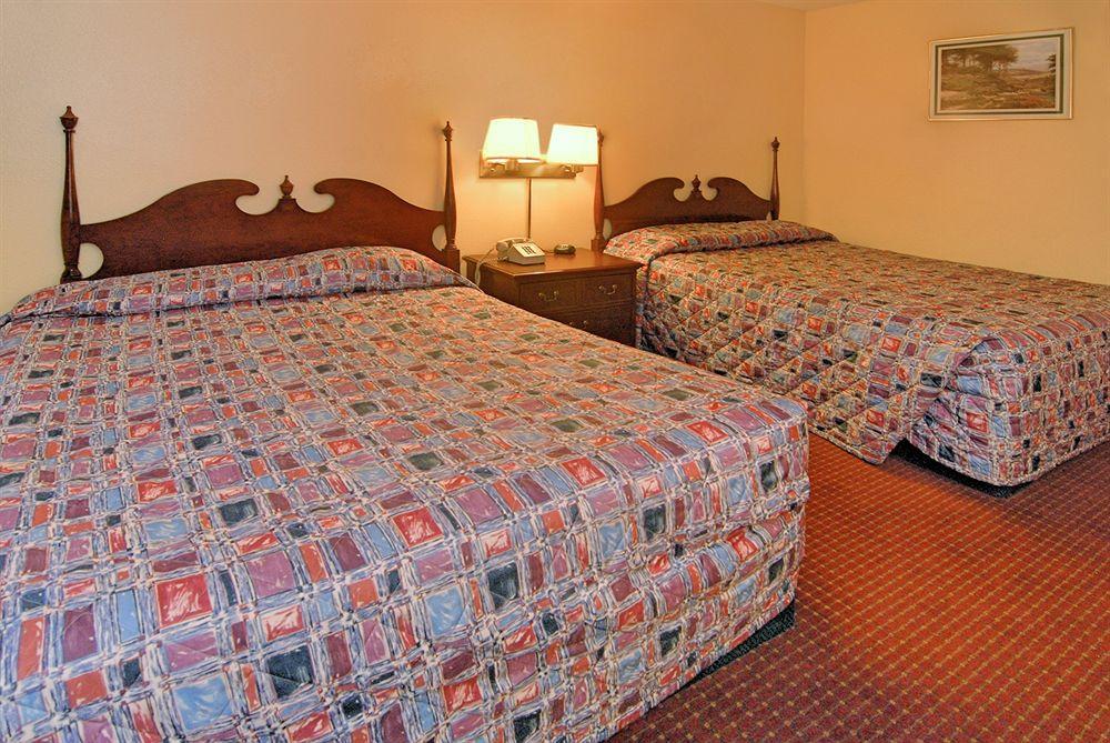 Rodeway Inn シーダー・シティ エクステリア 写真